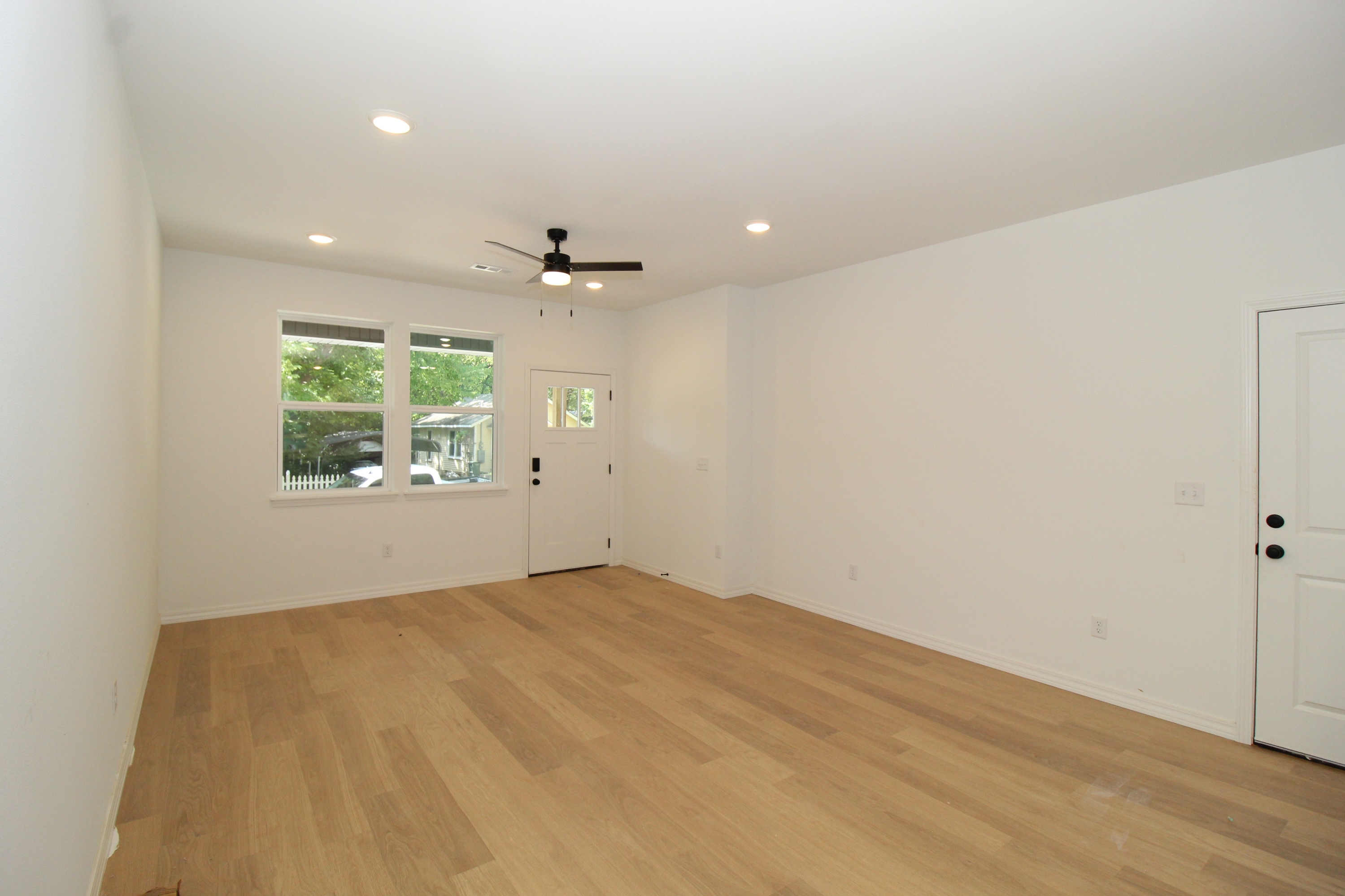 318 South Combs Avenue