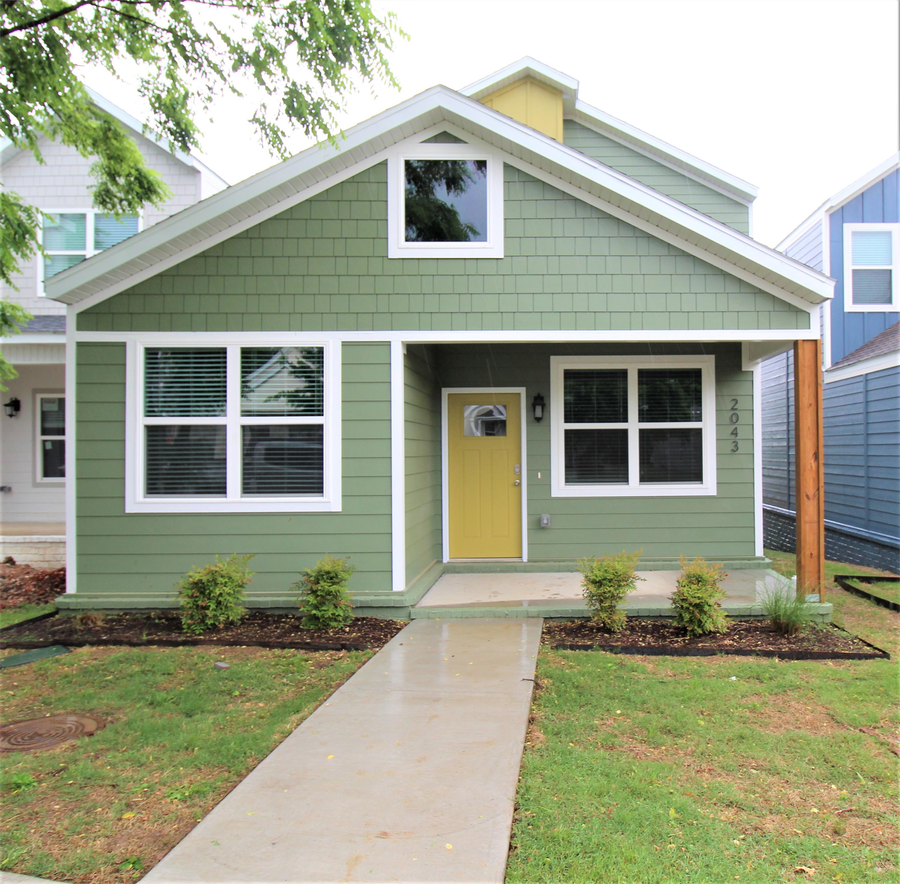 Property main image